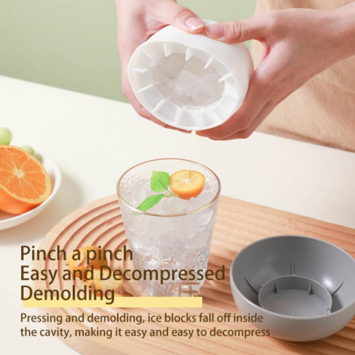 Silicone Crushed Ice Maker Cup - Image 2