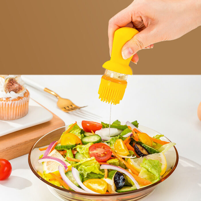 2 in 1 Oil Dispenser With Silicon Brush - Image 5