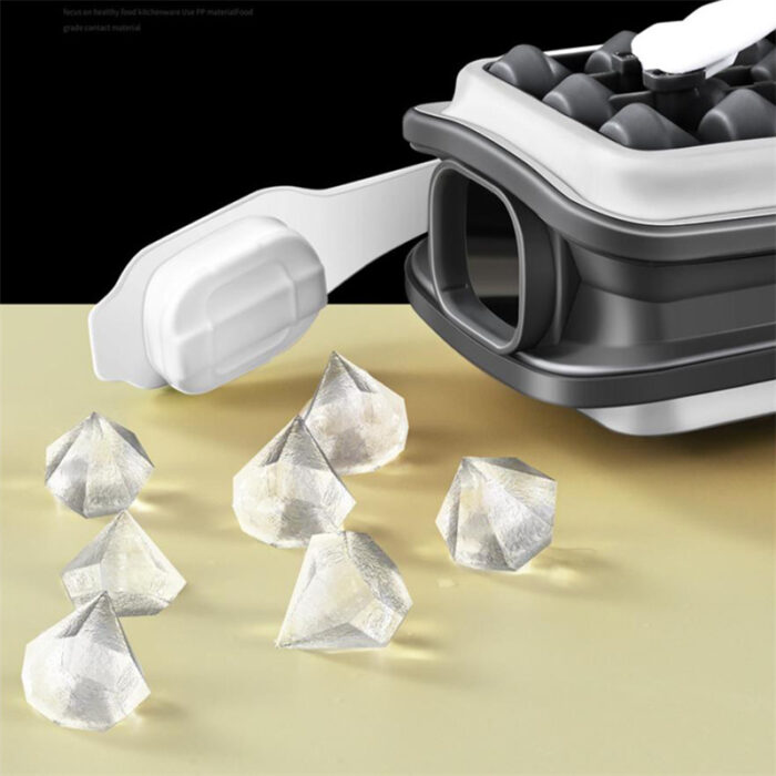 2 in 1 Portable Water Bottle Silicone Diamond Ice Ball Maker - Image 6
