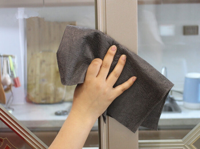 Microfiber Cleaning Cloth For Glass Window Car Mirror - Image 7